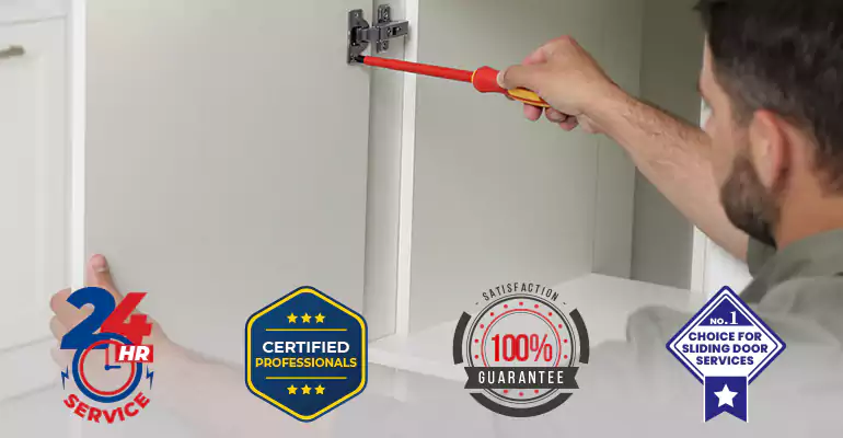 Mobile Home Door Hinge Replacement in Lantana